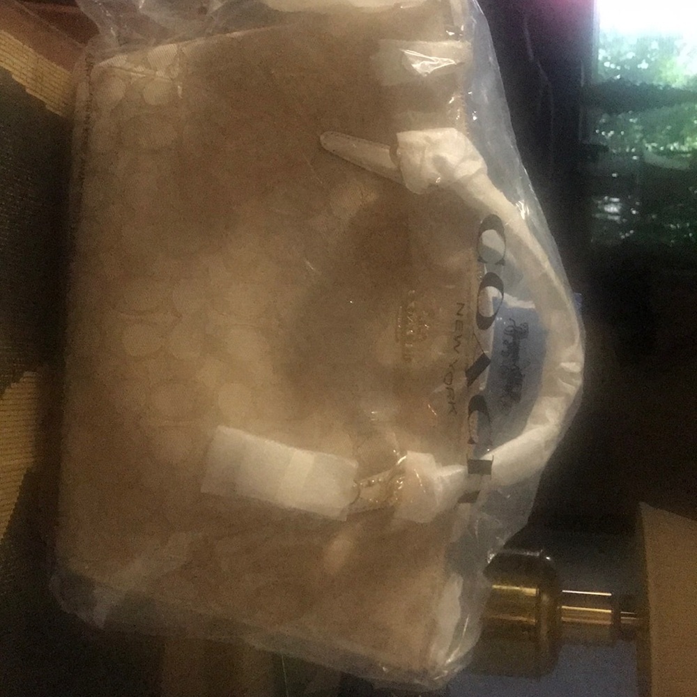 NWT Coach Purse